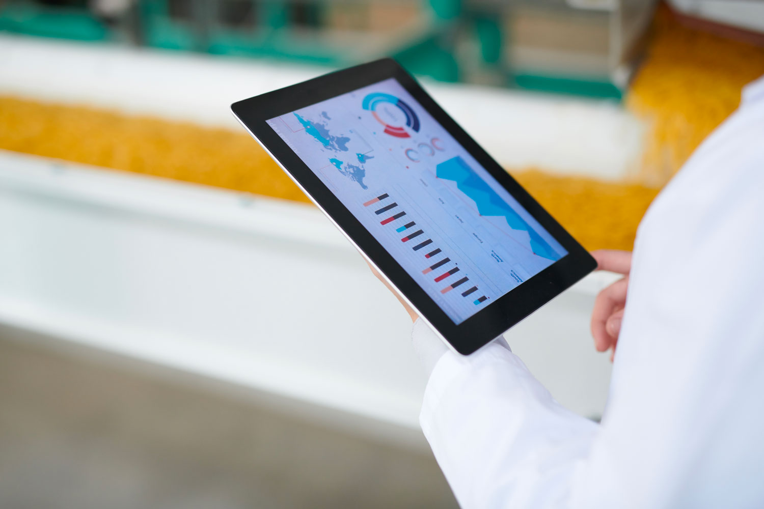 modern-factory-management-2PEM4V8